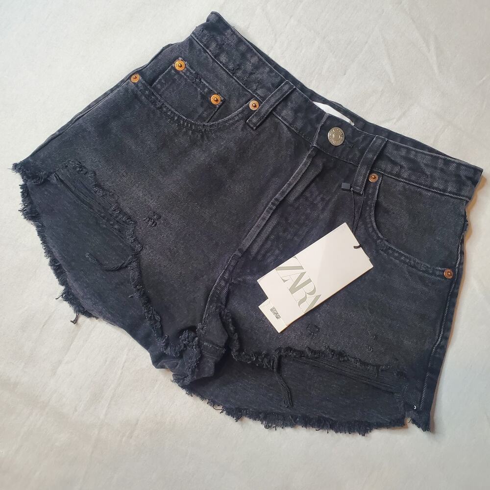 Zara Women's Size 2 NWT High-Rise Cutoff Shorts Distressed Black
